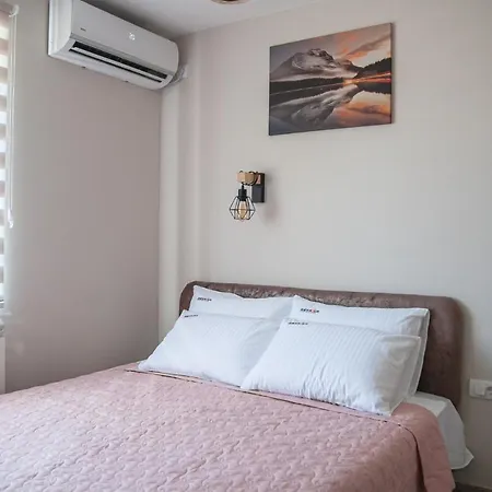 Mehana Apartment