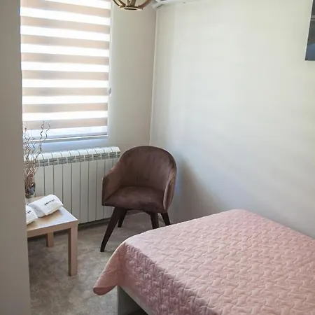 Mehana Апартаменты Лесковац